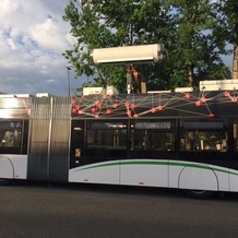 Rechargement du busway électrique qui dessert l'Insee de Nantes