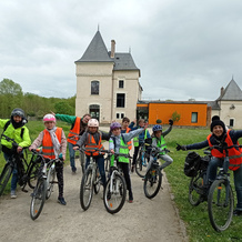 RETOUR DE L'ECOLE EN PASSANT PAR LE CHATEAU DE SAFFRE