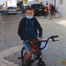 A Ste Radegonde des Noyers, les élèves arrivent à vélo pour le Défi et après !