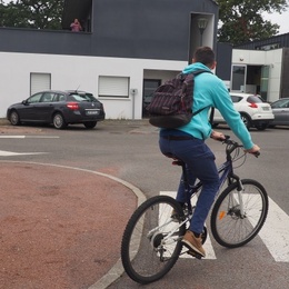 Abak Ingénierie Sébastien fais 14.4km/jour à vélo pour ses trajet quotidien domicile - travail