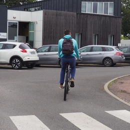 Abak Ingénierie Sébastien fais 14.4km/jour à vélo pour ses trajet quotidien domicile - travail