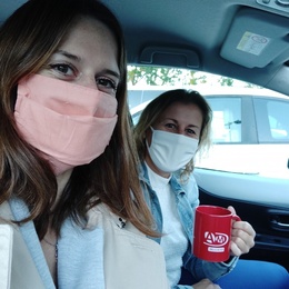 Pauline et Mélanie co-voiturent. Grâce au défi, une tentative qui pourra se reproduire. Bravo les filles:)