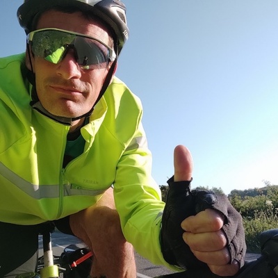 Quoi de mieux que de profiter des premiers rayons du soleil et d'un bon bol d'air en venant au bureau ?