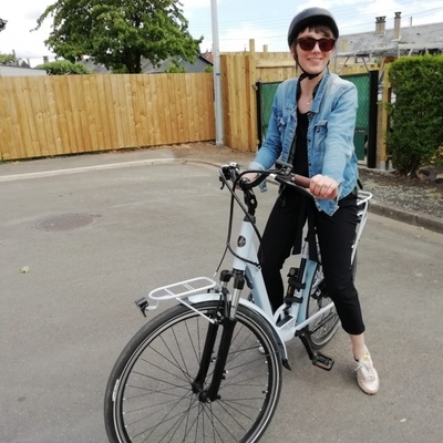 Laure à vélo
