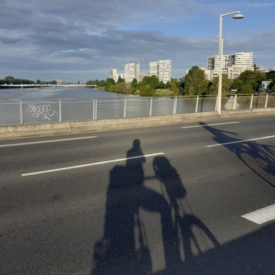 Ombre et rivière