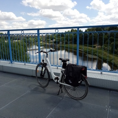Traversée de l'Oudon et du Pont Bleu à Segré 2/2