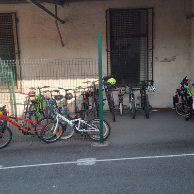 Un garage à vélo plus rempli que d'habitude!
