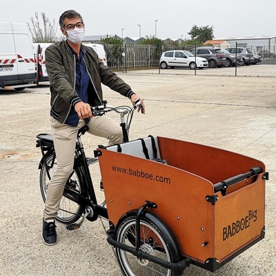 Lundi 21 septembre. La Défi Mobilité est lancé ! Avec les premiers essais de vélo électrique au siège de la communauté de communes du Pays de Saint-Gilles-Croix-de-Vie.