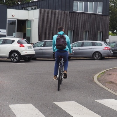 Abak Ingénierie Sébastien fais 14.4km/jour à vélo pour ses trajet quotidien domicile - travail