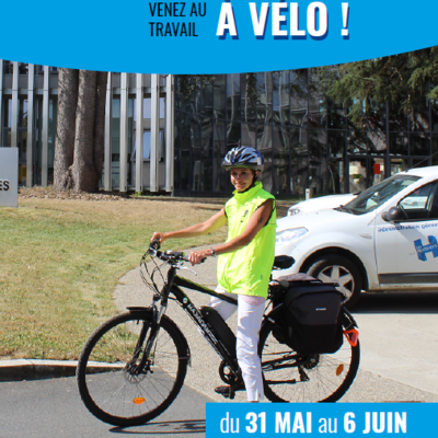 Jacqueline à vélo